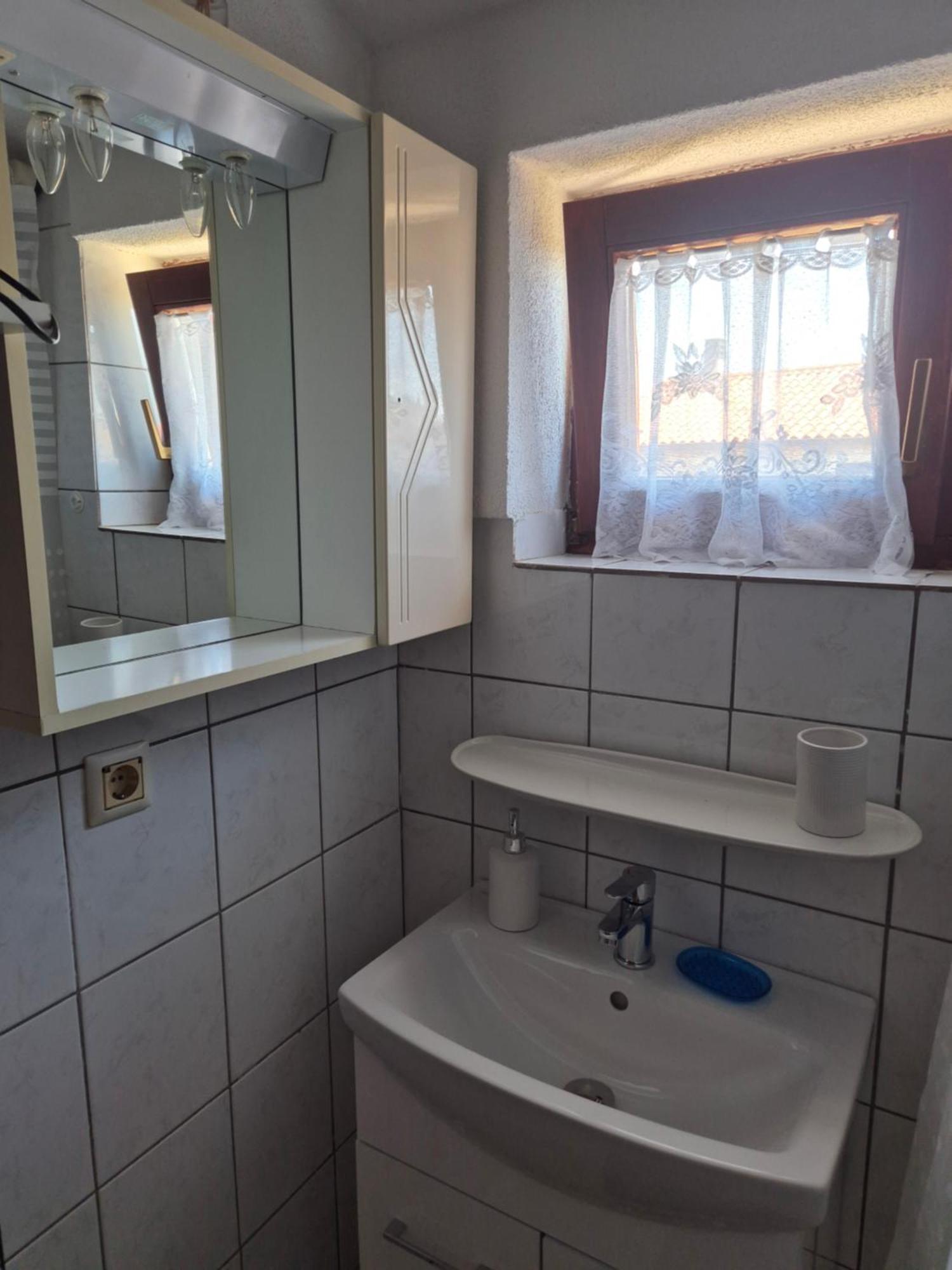 Apartman Nena Cepljani Exterior foto